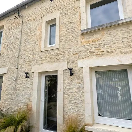Charming Stone House * Ver-sur-Mer