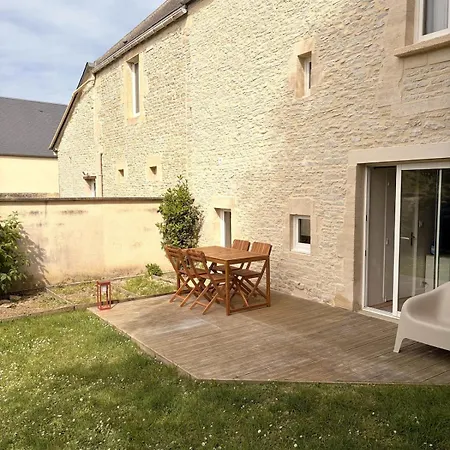 Charming Stone House *